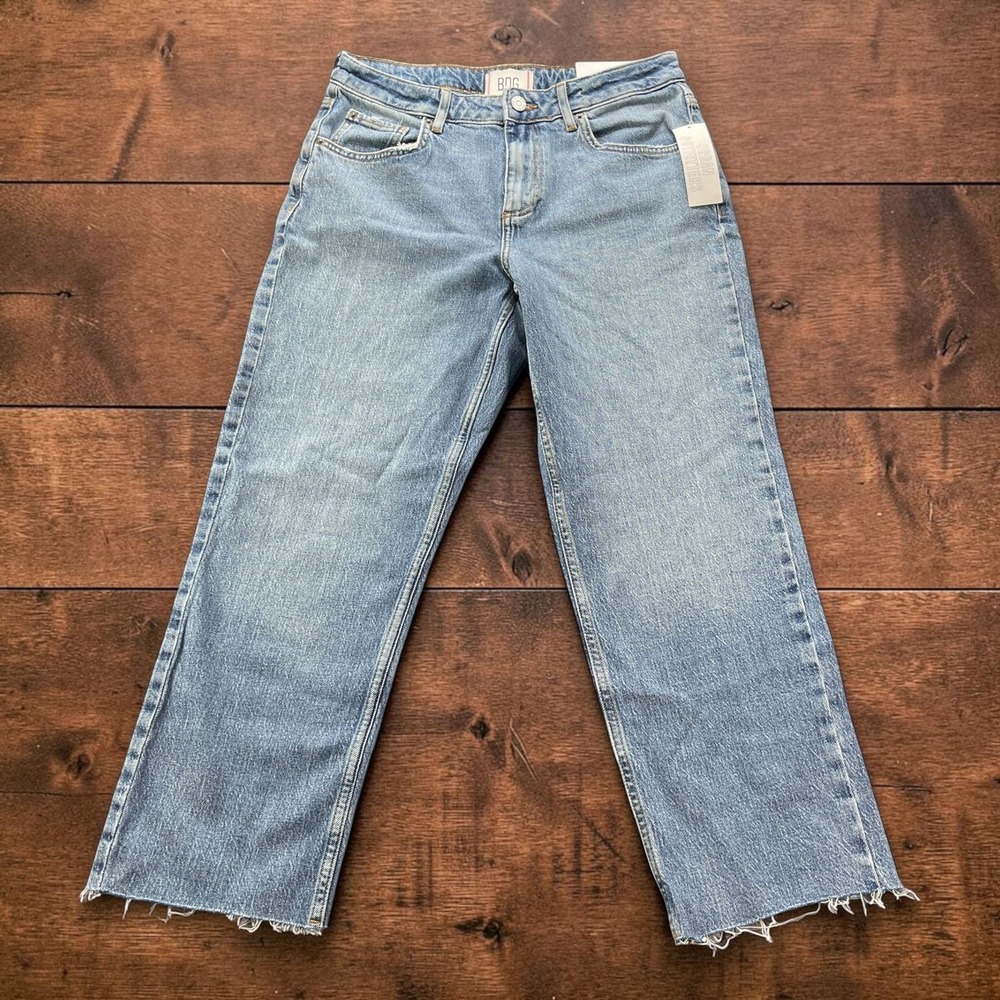 NEW BDG Urban Outfitters Womens Cropped Cowboy Jeans Size 29 W31xL27 Light Wash